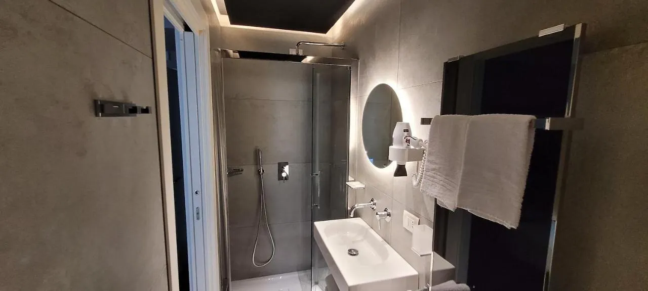 Santarella Guest House Milano