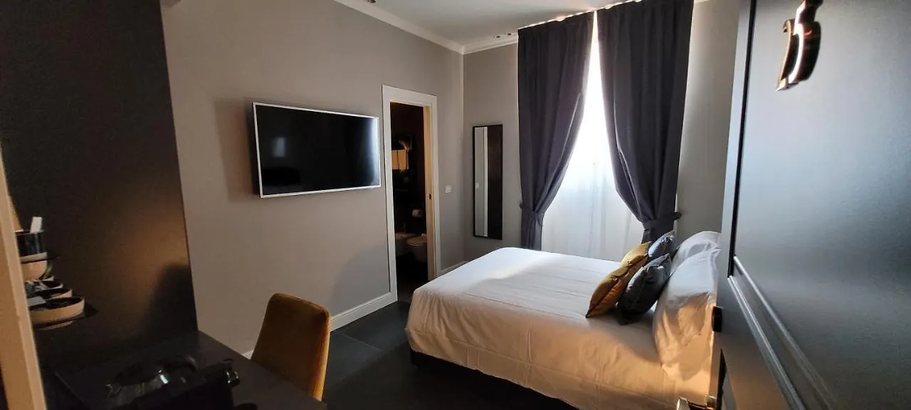 Santarella Guest House Milano Italia