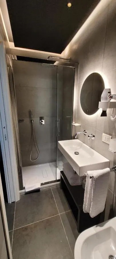 Santarella Guest House Milano