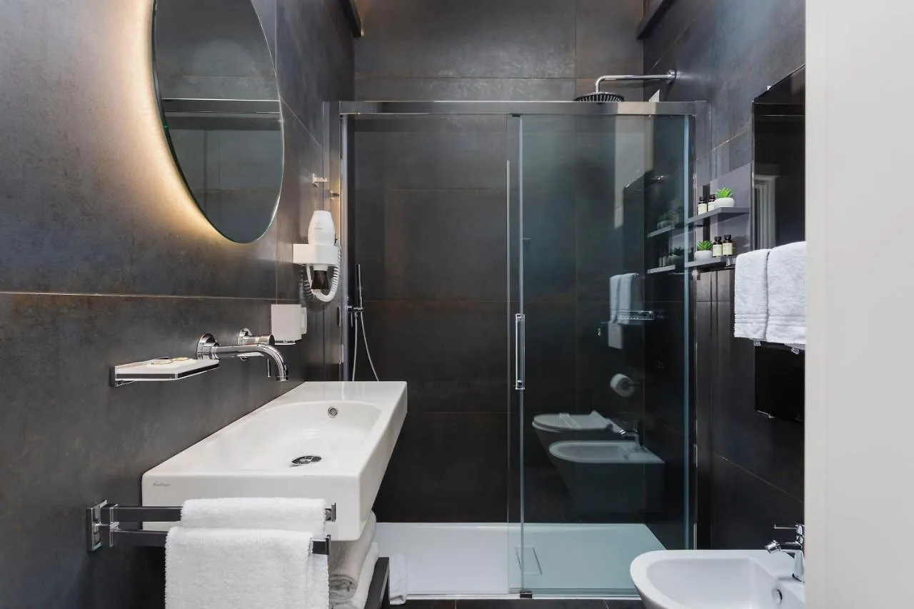 Santarella Guest House Milan Italy