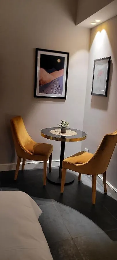 Santarella Guest House Milano